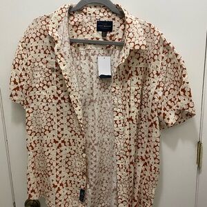 Lucky Brand Men's Red and Cream Geometric Shirt